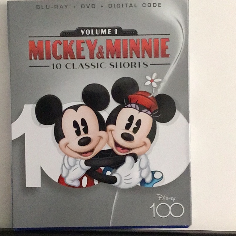 Mickey & Minnie 10 Classic Shorts Blu-ray